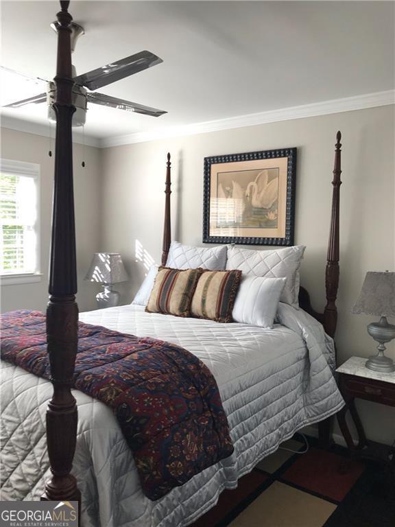 Building Photo - 4832 Valley View Ct