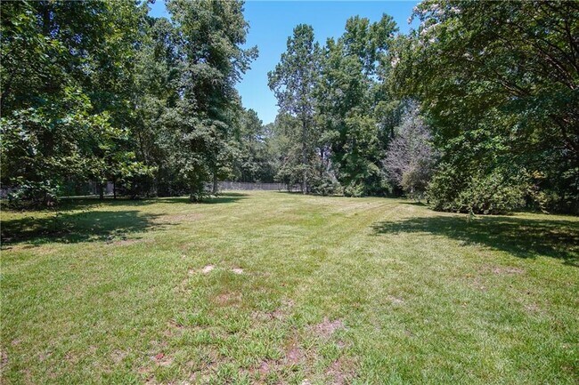 Building Photo - 2173 Holly Ct