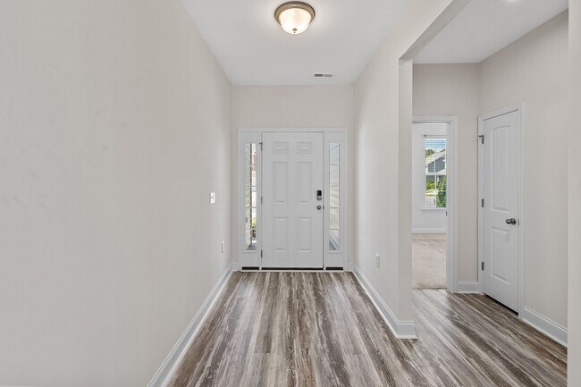 Building Photo - Spacious 4bd/3ba in Franklinton