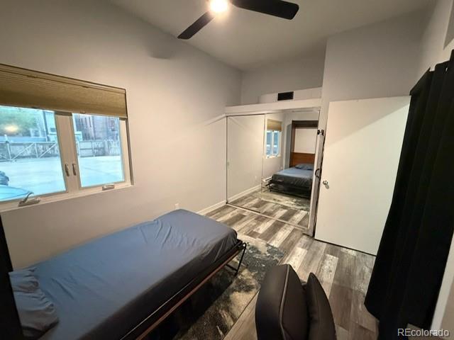 Building Photo - 2403 Glenarm Pl