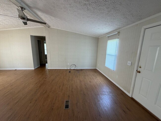 Building Photo - Lanier County Home