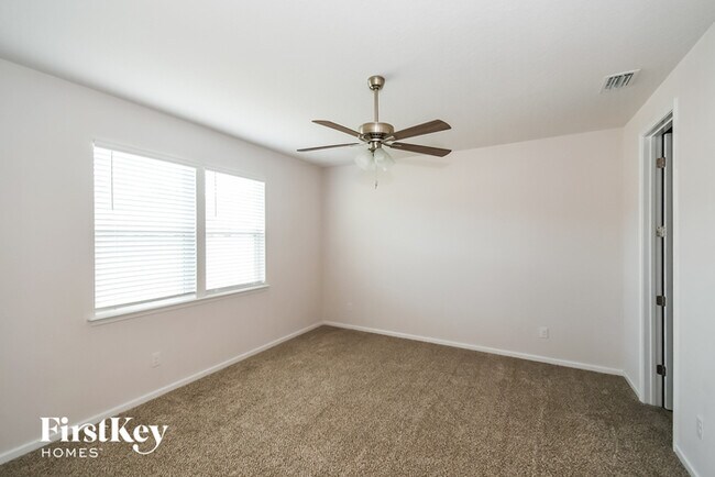 Building Photo - 95509 Hanover Ct