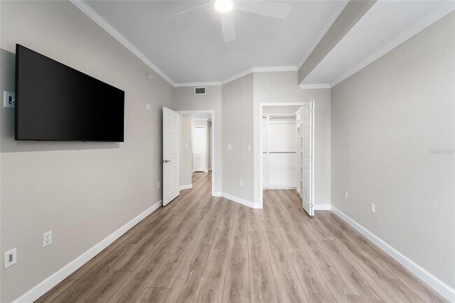 Building Photo - 700 S Harbour Island Blvd