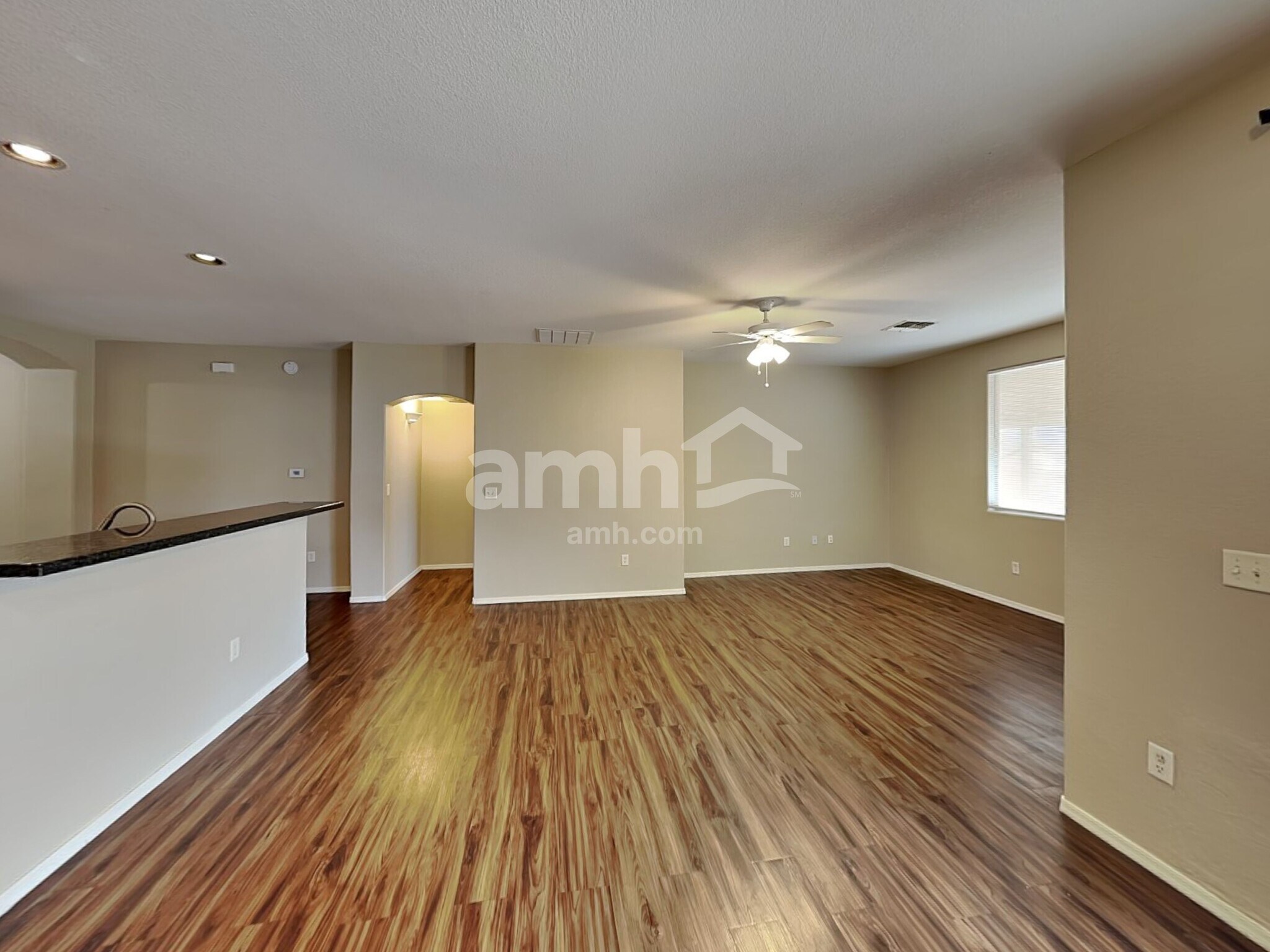 Building Photo - 3621 W Avenida Vera Cruz