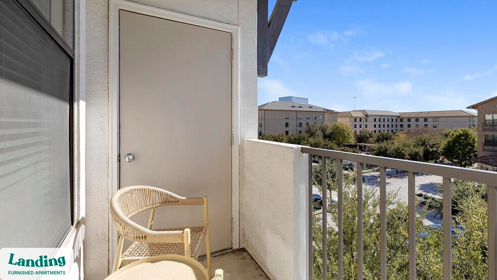 Building Photo - 5275 Town and Country Blvd