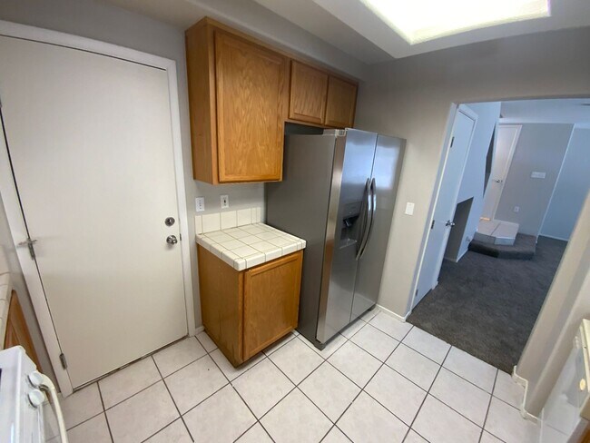 Building Photo - 10256 Grecian Laurel Ct