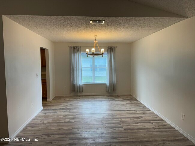 Building Photo - 96676 Commodore Point Dr
