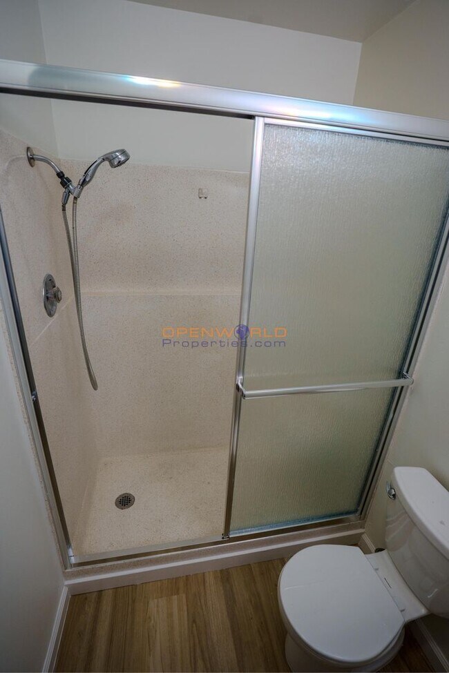 Building Photo - 414 Bancroft Ave