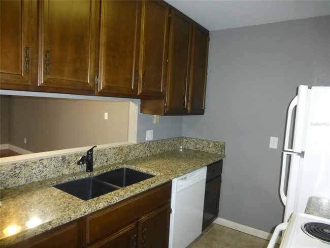 Building Photo - 3203 W Tacon St