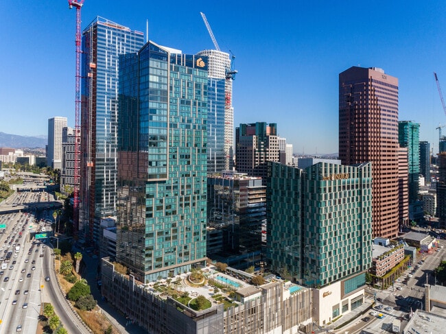 Building Photo - Brand New Luxury unit in the Heart of Downdown LA