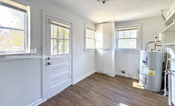 Building Photo - 1509 44th St Ensley