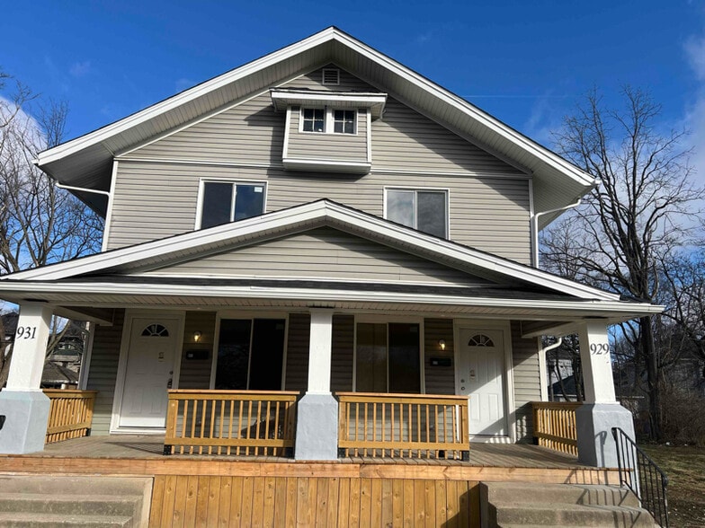 Building Photo - 929 5 Oaks Ave