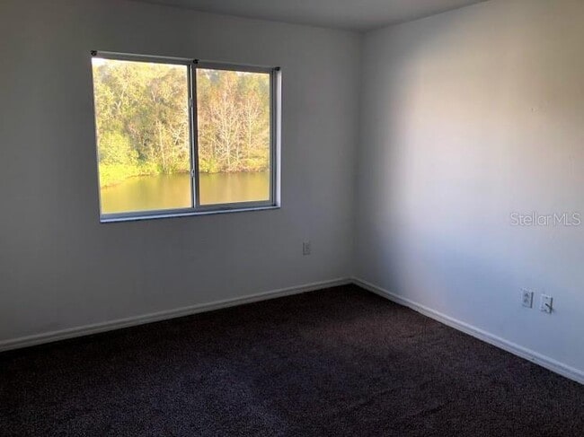 Building Photo - 27700 Breakers Dr
