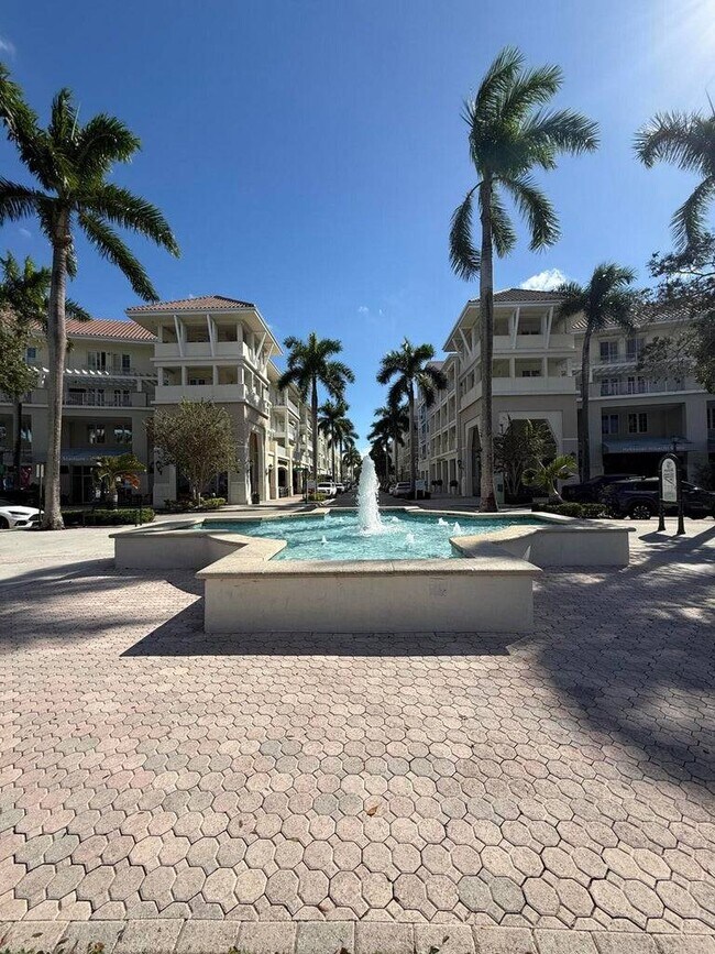 Building Photo - 1140 University Blvd