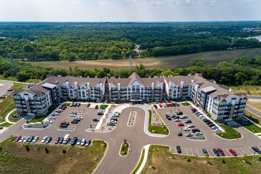 Primary Photo - The Bluffs at Liberty Glen