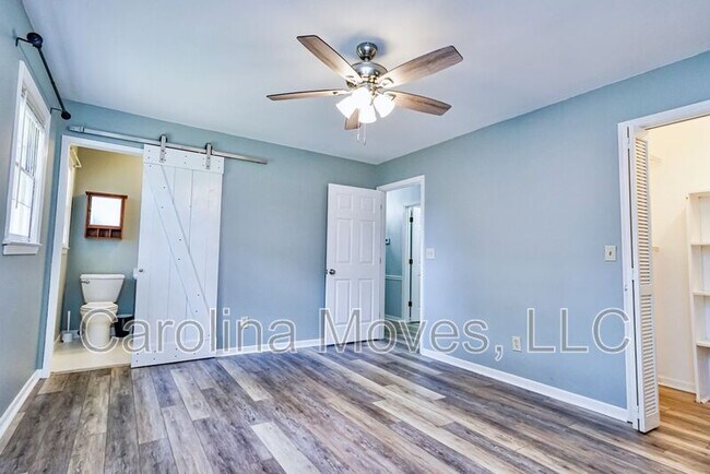 Building Photo - 403 Rosebud Ct