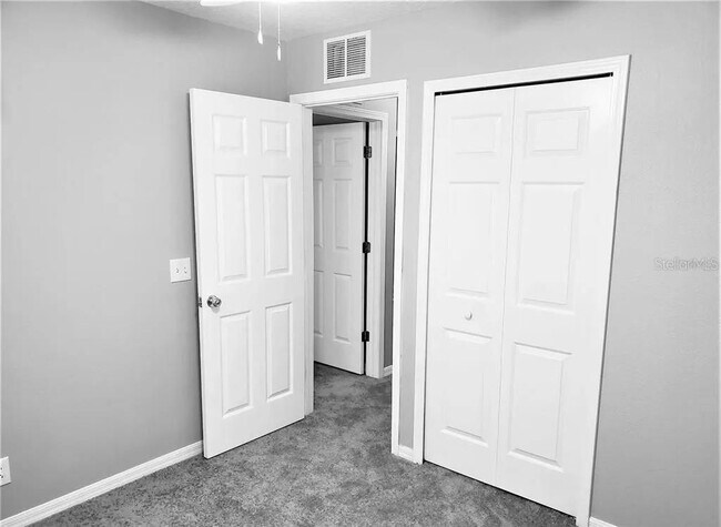 Building Photo - 3430 Dragon View Ct