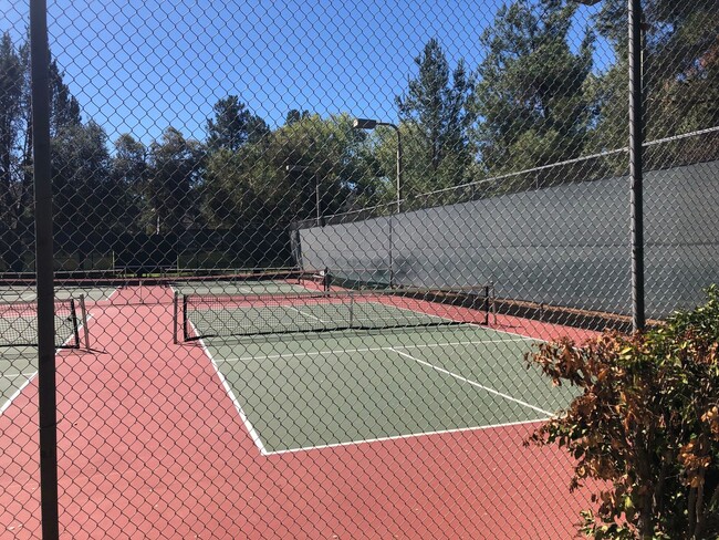 Building Photo - Gorgeous 3 Bed Home In San Diego Country Estates - Ramona