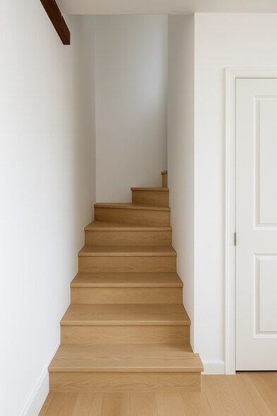 Building Photo - 914 Tyson St