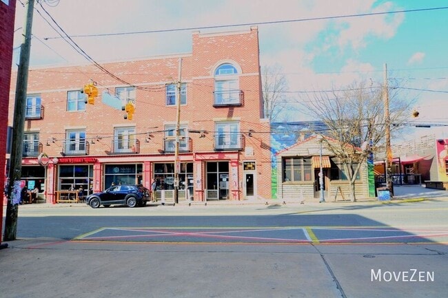 Building Photo - 3205 N Davidson St