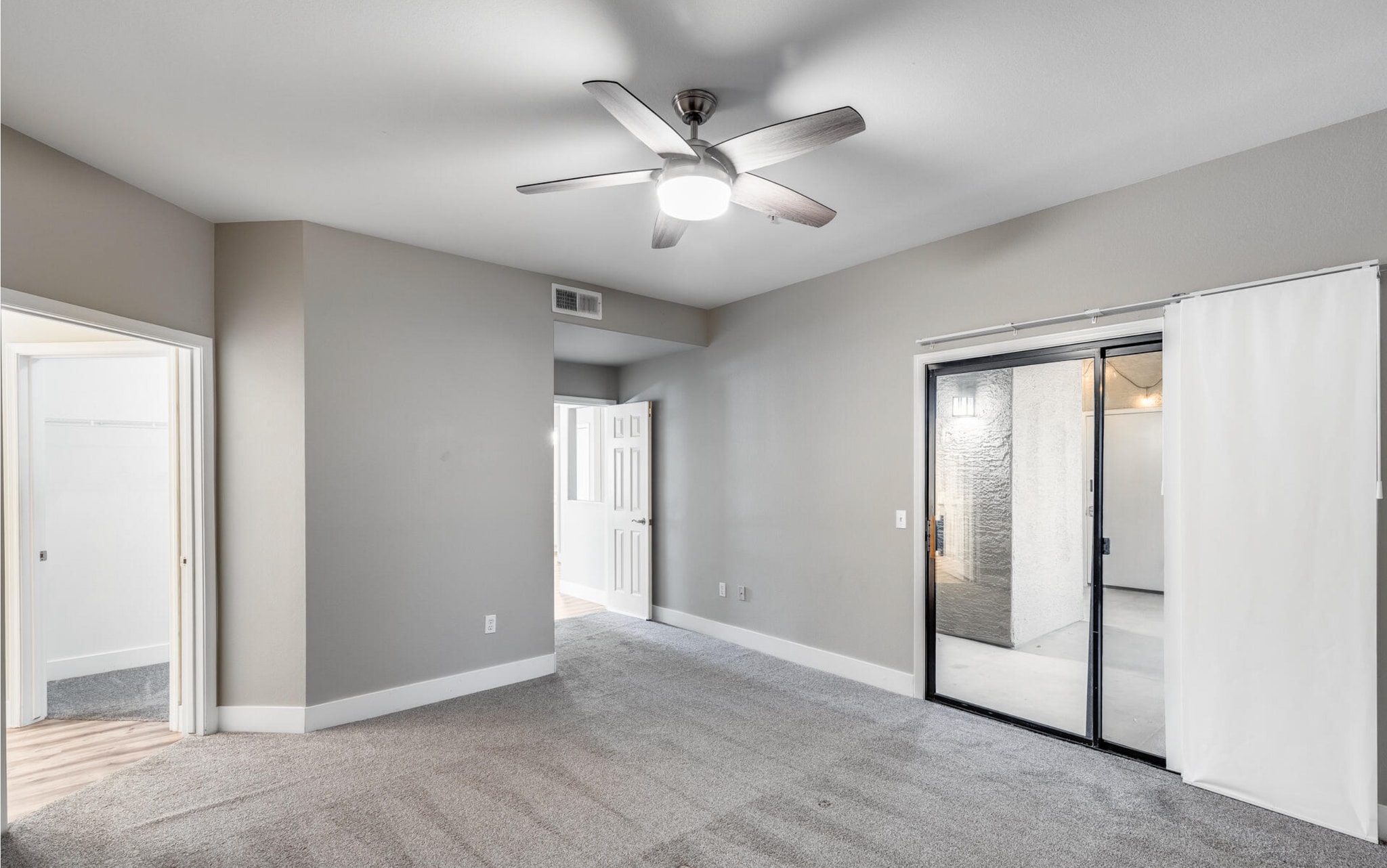 Building Photo - 15050 N Thompson Peak Pky