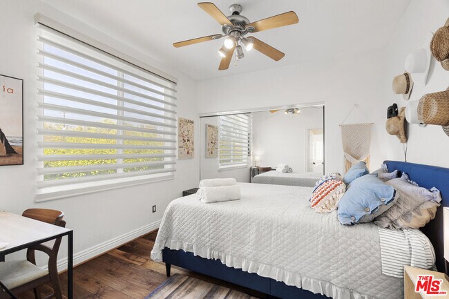 Building Photo - 4544 Tobias Ave