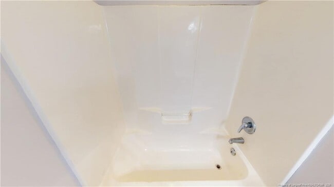 Building Photo - 2104 St Nicholas Dr