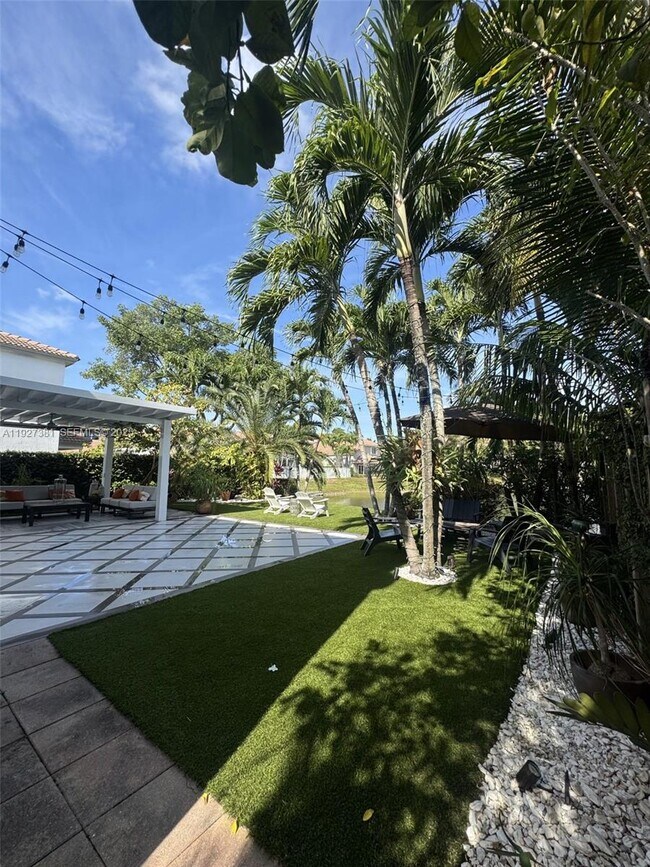 Building Photo - 10973 NW 53rd Ln