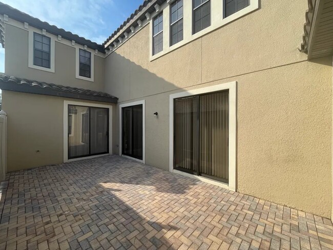Building Photo - 20352 Chestnut Grove Dr