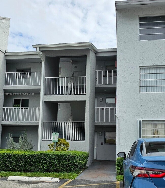 Primary Photo - 8475 SW 156th Ct