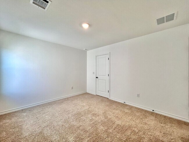 Building Photo - Modern 3/BR 2.5/BA Home with Porch, Deck &...