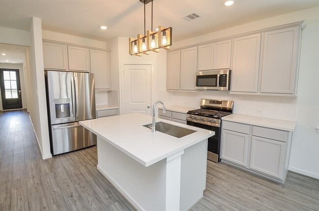 Building Photo - 9730 Burlington Bristol Dr