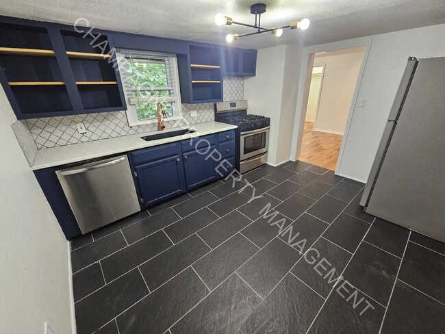Building Photo - 8104 McGee St