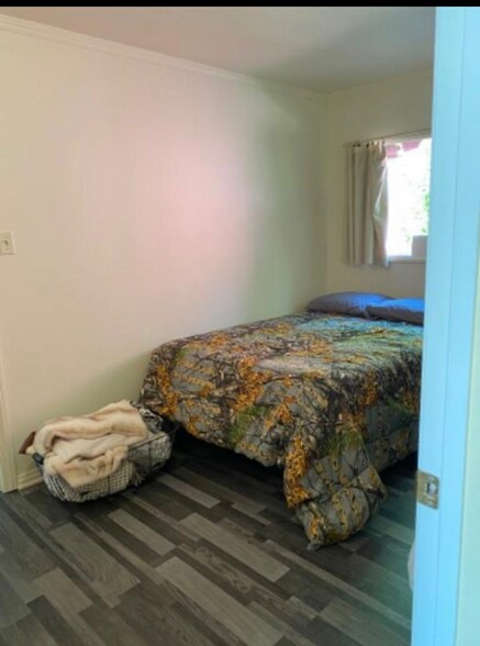 Building Photo - 13992 Irving Ln