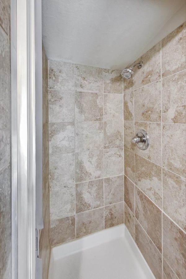 Building Photo - 159 Emerson St