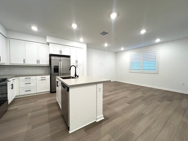 Building Photo - Brand New Built 3 Story 2 Bed 2.5 Bath Condo in Eastvale!