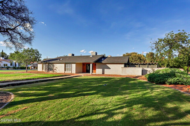 Building Photo - 4828 Ballerina Dr