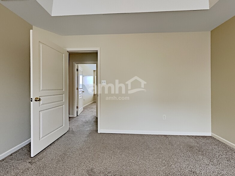 Building Photo - 1523 Bailey Park Ln