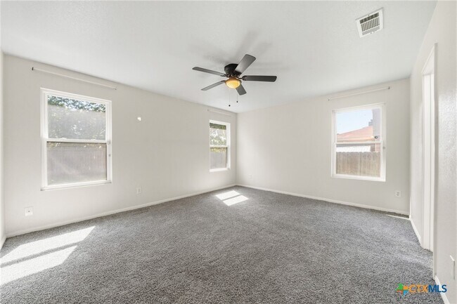 Building Photo - 5304 Oster Dr