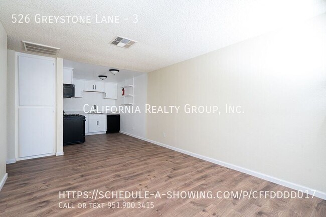 Building Photo - 526 Greystone Ln