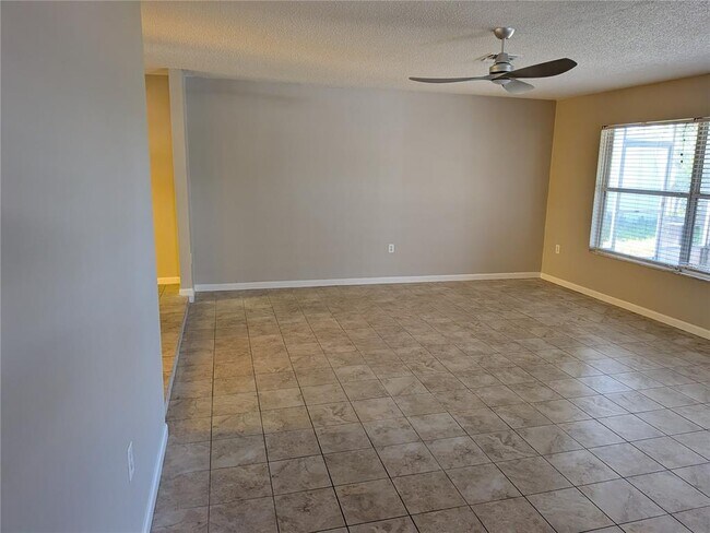 Building Photo - 8206 Dedham Dr