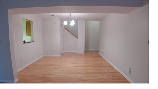 Building Photo - 186 Vista Dr