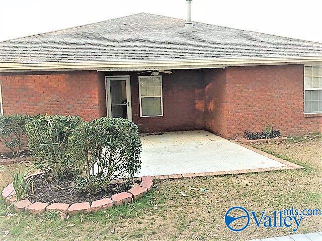 Building Photo - 126 NW Imogene Way