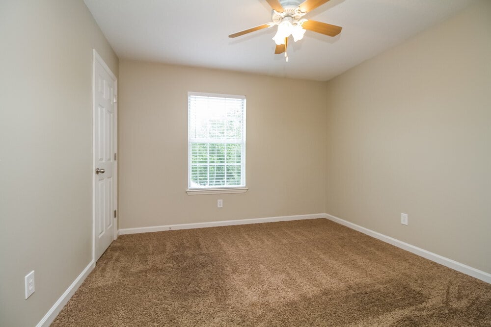 Building Photo - 5356 Sunnyvale Dr