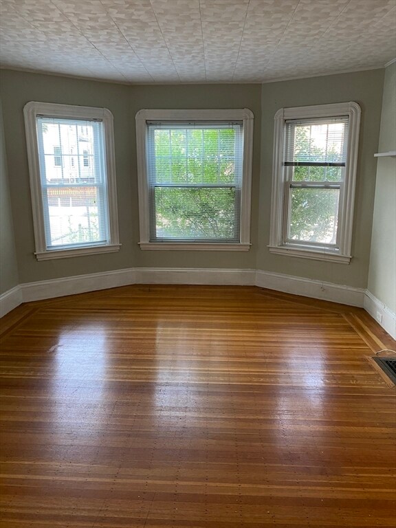 Building Photo - 229 Highland Ave