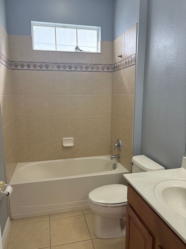 Building Photo - Beautiful 4-Bedroom Home in the Gated Water’s Edge Community/Lake Nona