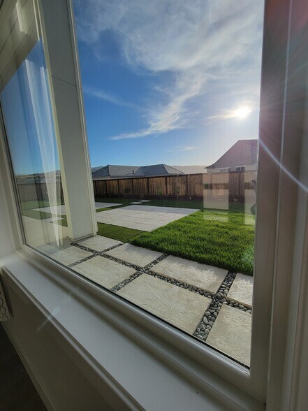 Building Photo - 2163 Shadow Creek Ct