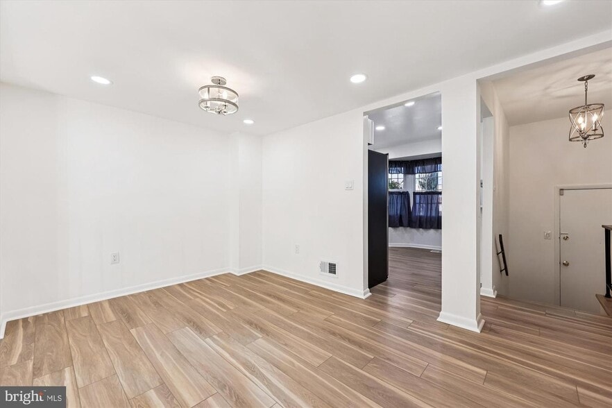 Building Photo - 39 Orchard Dr