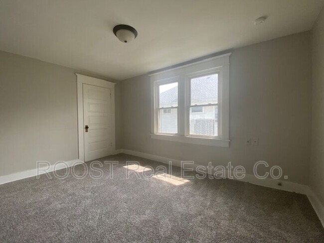 Building Photo - 551-553 E.Cassilly St.