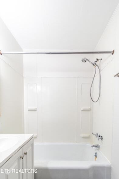 Building Photo - 6520 Jackie Ln